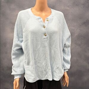 Old Navy Light Blue Knit Pullover